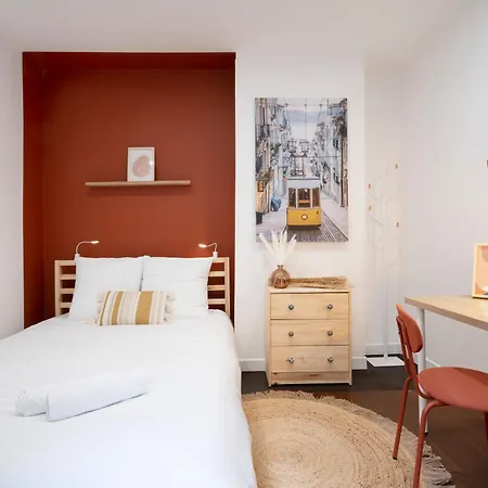 Bohemian Bakoua & Chesterfield Cottage, Hyper-centre Appartamento
